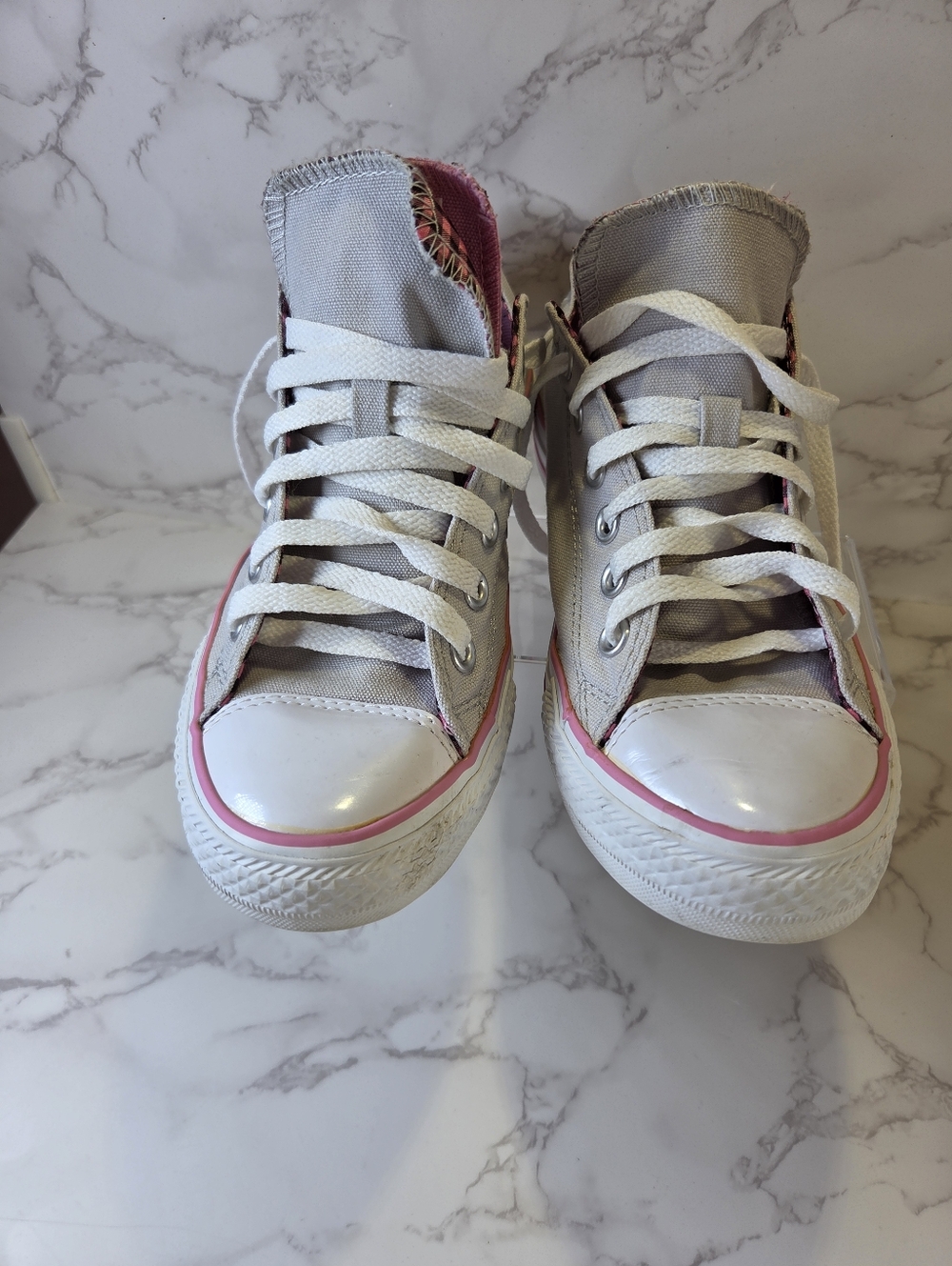 Converse Low Top Canvas Sneakers - Light Gray with Pink Accents(B19) - Picture 4 of 12